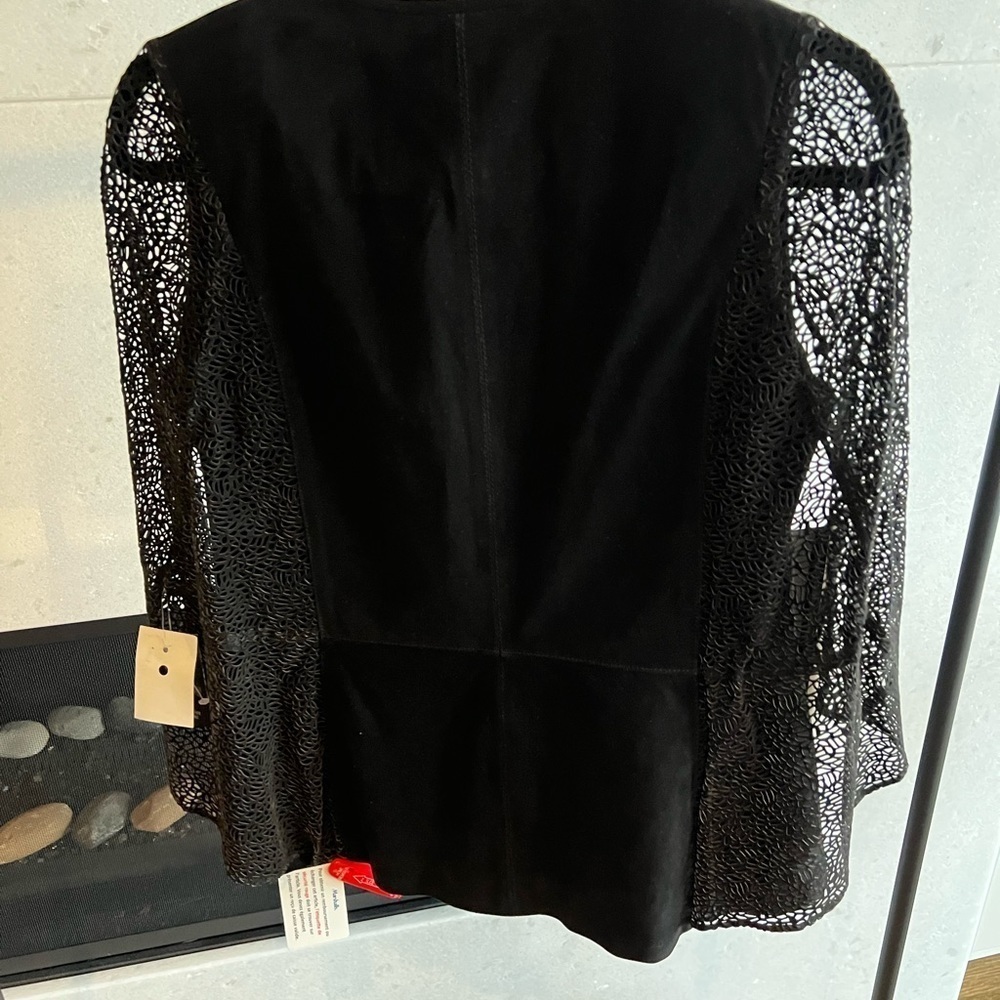 NWT, Black suede, nice detail through your the cape. - Picture 3 of 3
